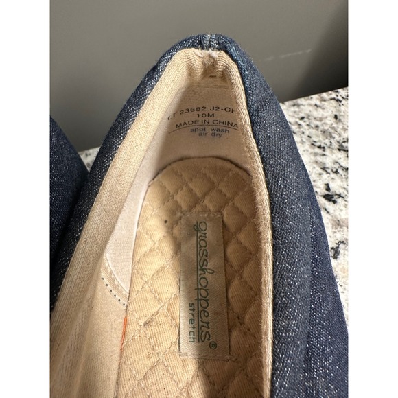 Grasshoppers Denim Loafer Flats Women's Size 10M Blue Embroidered Casual Shoes - Picture 3 of 5